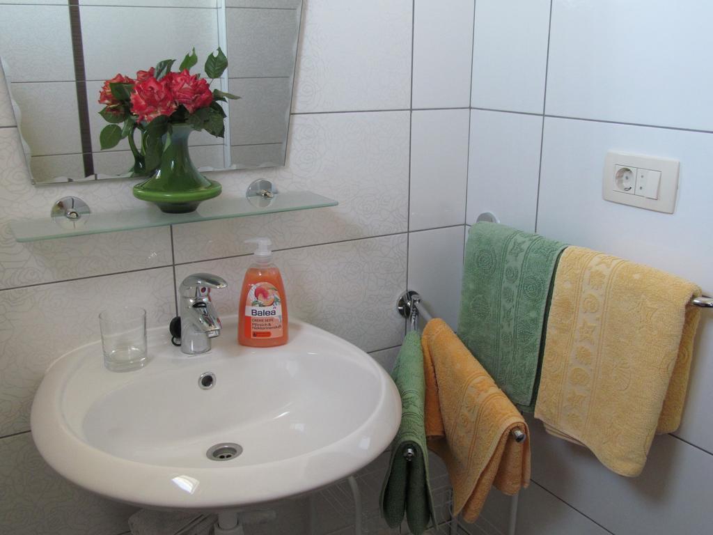 Apartment Danese Promajna Rum bild